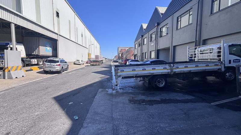 To Let commercial Property for Rent in Paarden Eiland Western Cape
